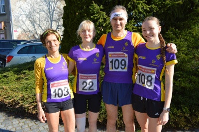 Simona Grulichová první a Marie Hynštová druhá v kategorii v Tovačově